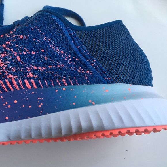 Ultra lightweight Under Armour Threadborne  athletic shoes women’s shoes 9 - Picture 5 of 11